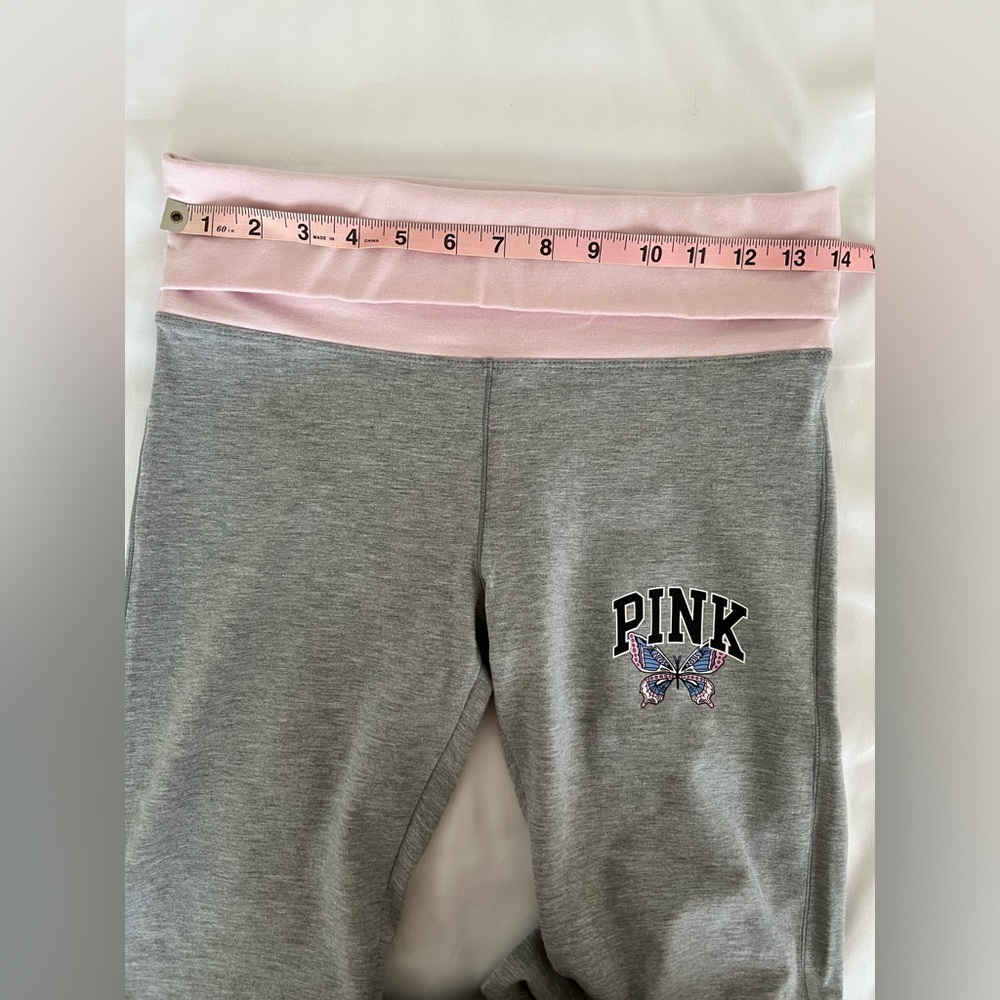 NWOT     PINK Victoria's Secret Gray and Pink Flare Leggings - Picture 6 of 9